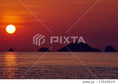 seascape sunset Palawan Philippines 17688624