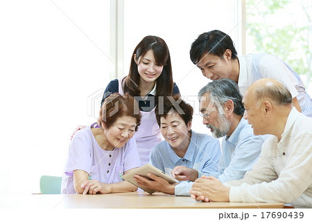 老人ホーム　イメージ 17690439