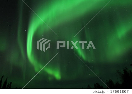 フィンランド サーリセルカのオーロラ 2015.09 17691807