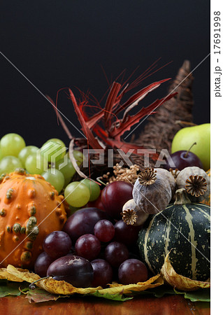 Autumn cornucopia Autumn cornucopia 17691998