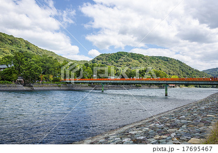 宇治川の朝霧橋 17695467