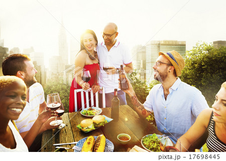 Couple Friends Dining Summer Celebration Concept 17698445