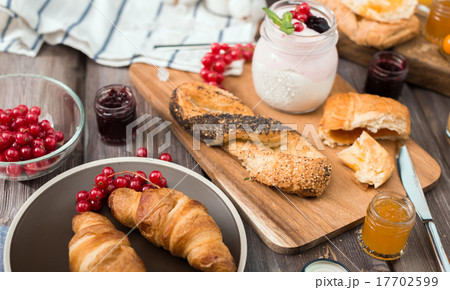 the fresh breakfast 17702599