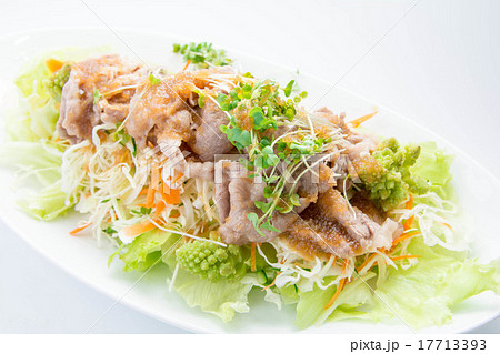 冷しゃぶサラダ 冷しゃぶサラダ 17713393