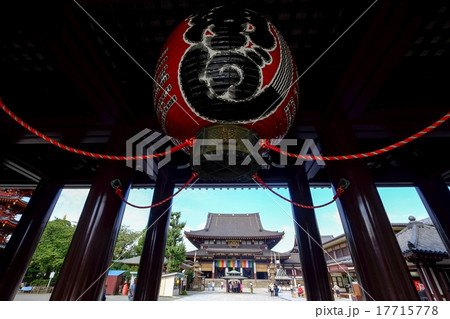 川崎大師大山門と大提灯(横) 川崎大師大山門と大提灯(横) 17715778