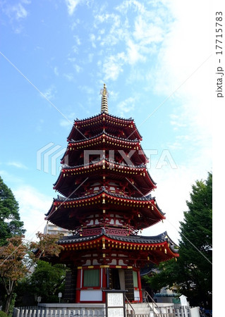 川崎大師八角五重塔（角側） 17715783