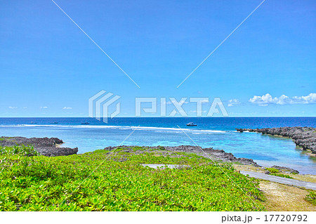 真夏の宮古島　白鳥岬の風景 17720792