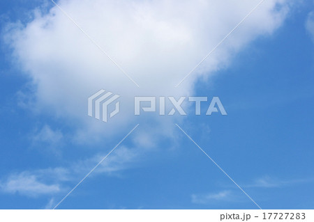 青空と白い雲11 17727283