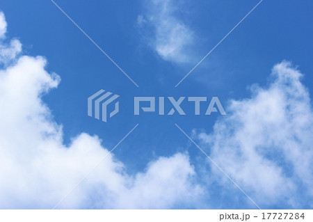 青空と白い雲12 17727284