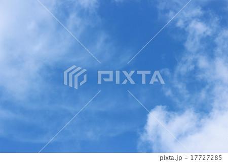 青空と白い雲13 17727285