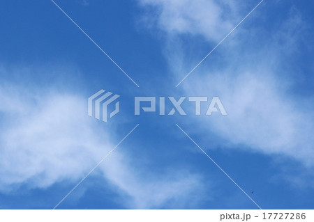 青空と白い雲14 17727286