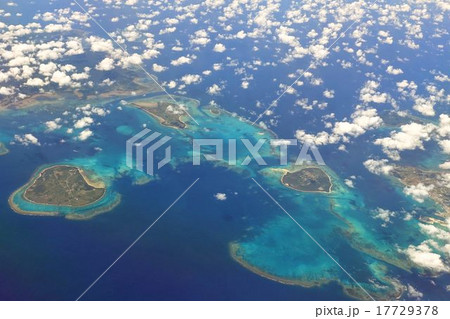 沖縄 竹富島 小浜島 黒島 空撮 沖縄 竹富島 小浜島 黒島 空撮 17729378