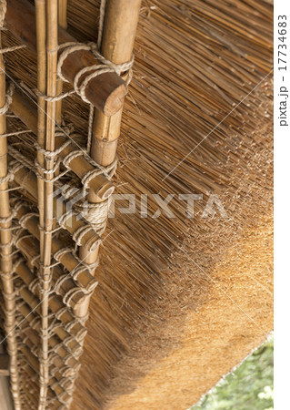 和様の茅葺屋根 和様の茅葺屋根 17734683