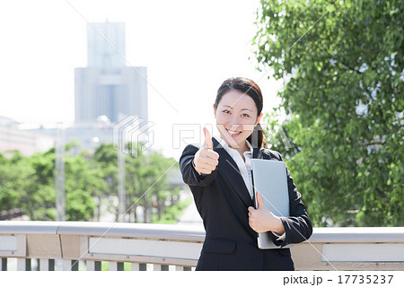 ビジネス 女性 ビジネス 女性 17735237