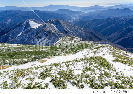 初冬の天神尾根(谷川岳) 初冬の天神尾根(谷川岳) 17736965