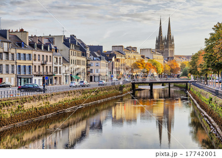 Embankment of river Odet in Quimper, France Embankment of river Odet in Quimper, France 17742001