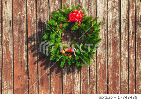 Christmas wreath 17743439
