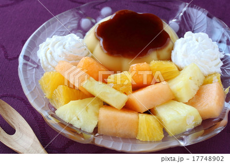 プリンアラモード 17748902