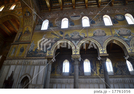 モンレアーレのドゥオーモの壁面の創世記を描いたモザイク画 モンレアーレのドゥオーモの壁面の創世記を描いたモザイク画 17761056