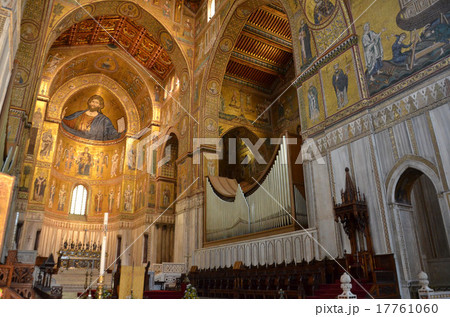 モンレアーレ大聖堂の後陣のビサンチン風モザイク画 17761060