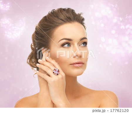 woman with one cocktail ring 17762120