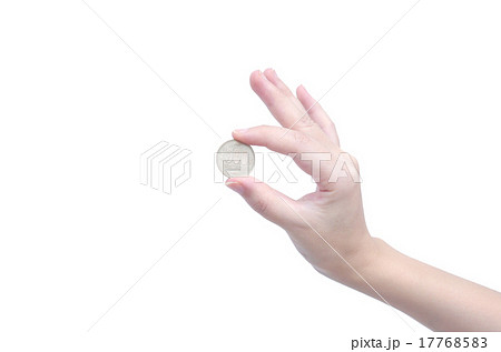 手に500円 17768583