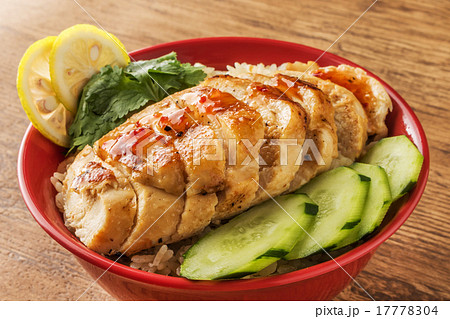 チキンライス 海南鶏飯 Hainanese chicken rice Asian food チキンライス 海南鶏飯 Hainanese chicken rice Asian food 17778304
