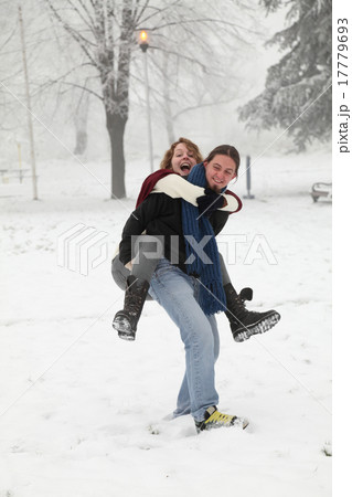 Teenage couple in a winter day Teenage couple in a winter day 17779693