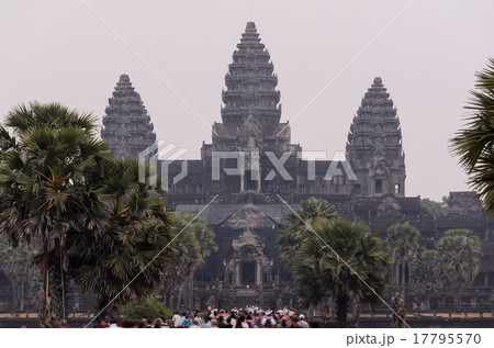 Angkor temple complex 17795570