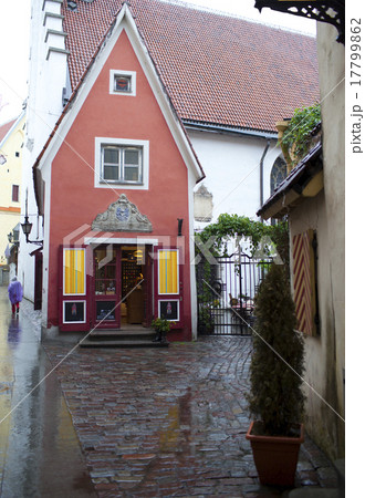 houses on the Old city streets. Tallinn. Estonia.. 17799862