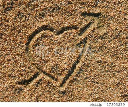 Love heart icon in the sand 17803829
