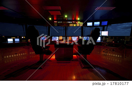 wheelhouse in modern ship 17810177