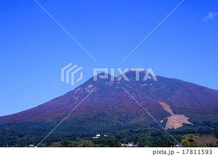秋の岩木山 17811593