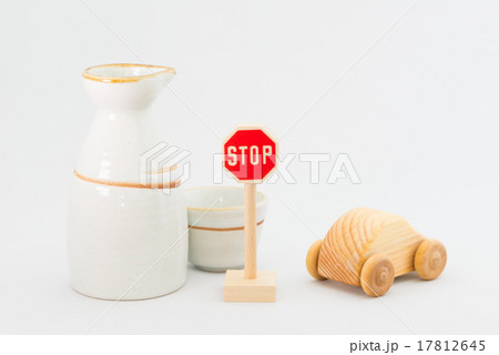 飲酒運転 17812645