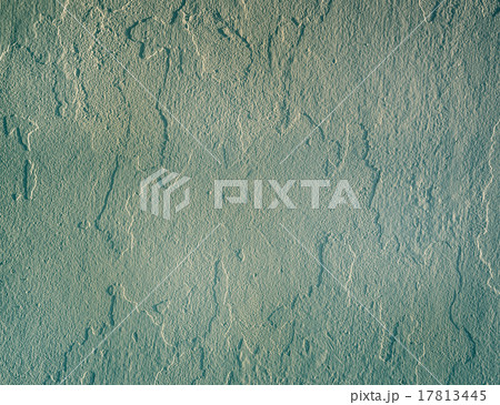 Cracked concrete wall background 17813445