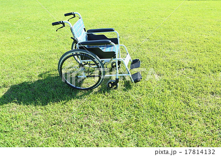 車イス 17814132