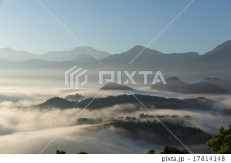 うんかい 雲海 雲の海 17814148