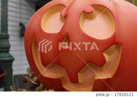 ハロウィン 街の装飾 かぼちゃ ランタン 魔女 魔法使い ハロウィン 街の装飾 かぼちゃ ランタン 魔女 魔法使い 17816121
