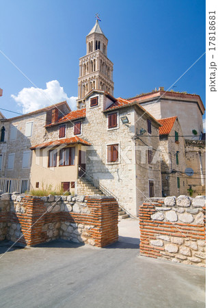 Cathedral of Saint Domnius and Dioclesian's palace 17818681
