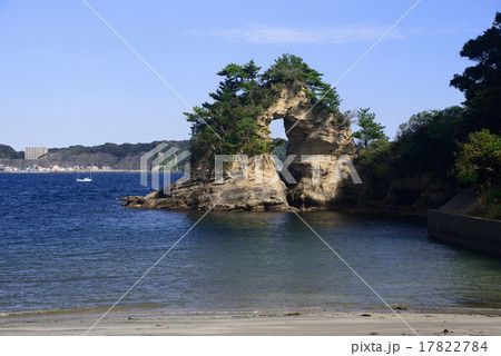 めがね岩　尾名浦　千葉県勝浦市 17822784