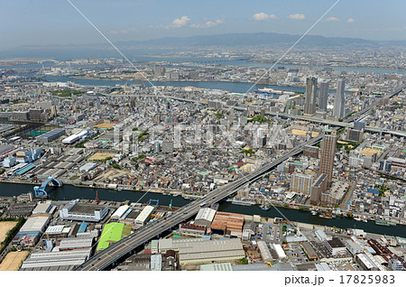 大阪市港区を空撮 大阪市港区を空撮 17825983