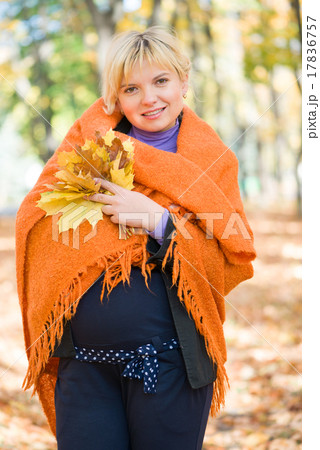 pregnant woman in autumn park 17836757