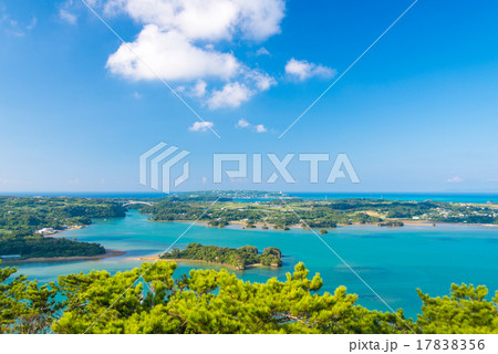 沖縄県 名護 嵐山展望台からの眺め 沖縄県 名護 嵐山展望台からの眺め 17838356