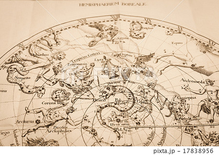 アンティークの天体図 17838956