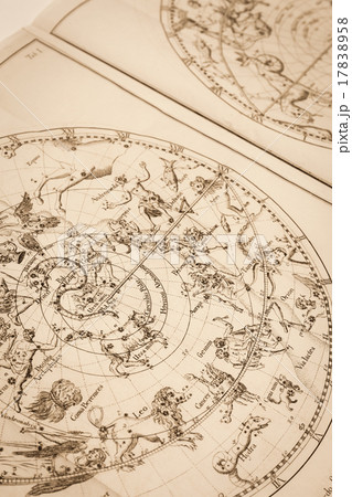 アンティークの天体図 17838958