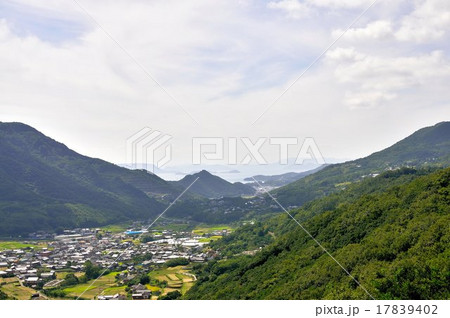 小豆島スカイラインから瀬戸内海を望む 香川県小豆郡 の写真素材