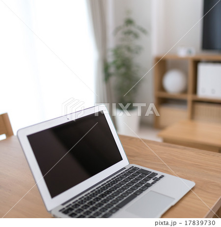 居間のPC 居間のPC 17839730