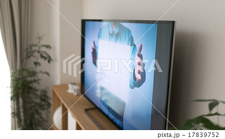 テレビのある部屋 17839752