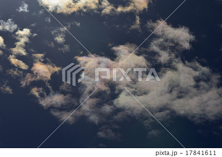 巻積雲の彩雲　自然現象 17841611