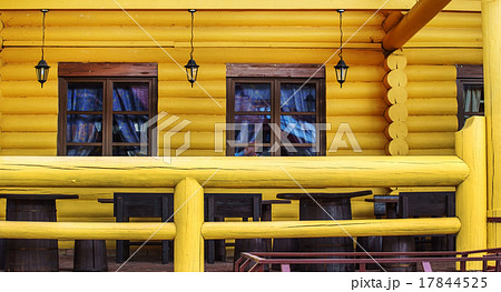wood restaurant 17844525
